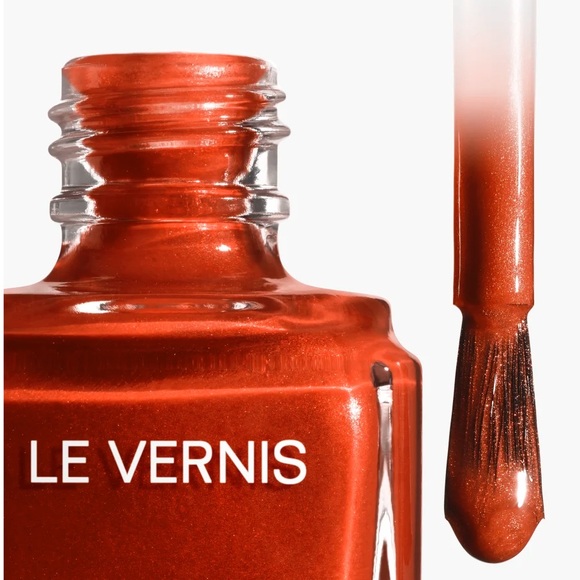 CHANEL Le Vernis Nail Polish Duo LIMITED EDITION 2025 HOLIDAY - Picture 3 of 4